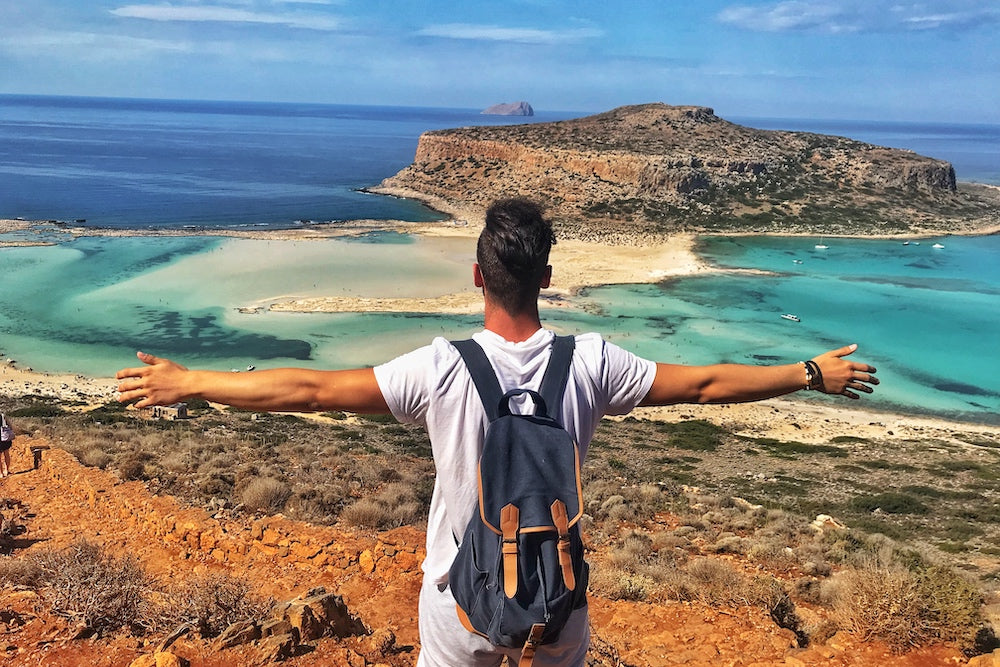 SolRX Mineral zinc oxide sunscreen adventurer on an island on a sunny day.